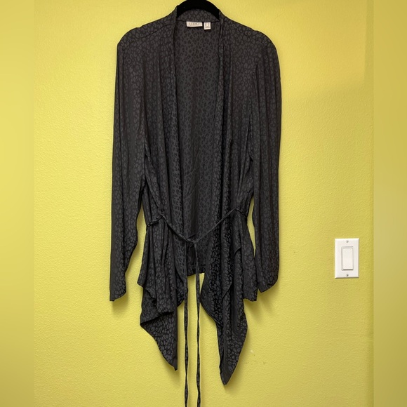 LOGO by Lori Goldstein Gray Sweater - Picture 11 of 14